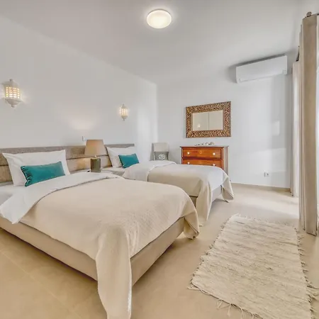 Casa Amira * Carvoeiro (Lagoa)